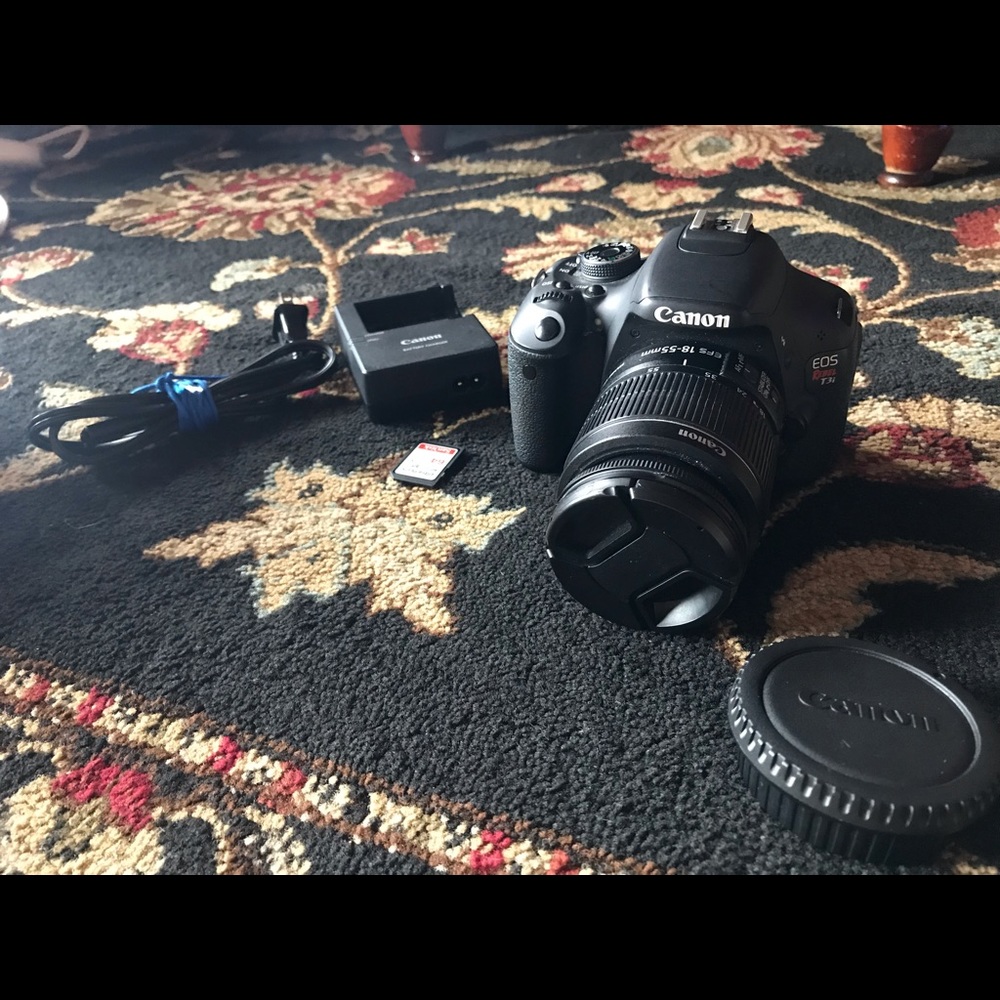 Canon - Picture 2 of 5